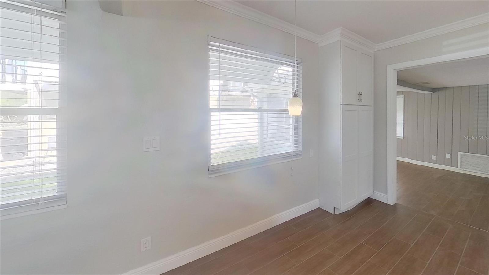 Image 34 of 39 For 5832 27th Avenue S