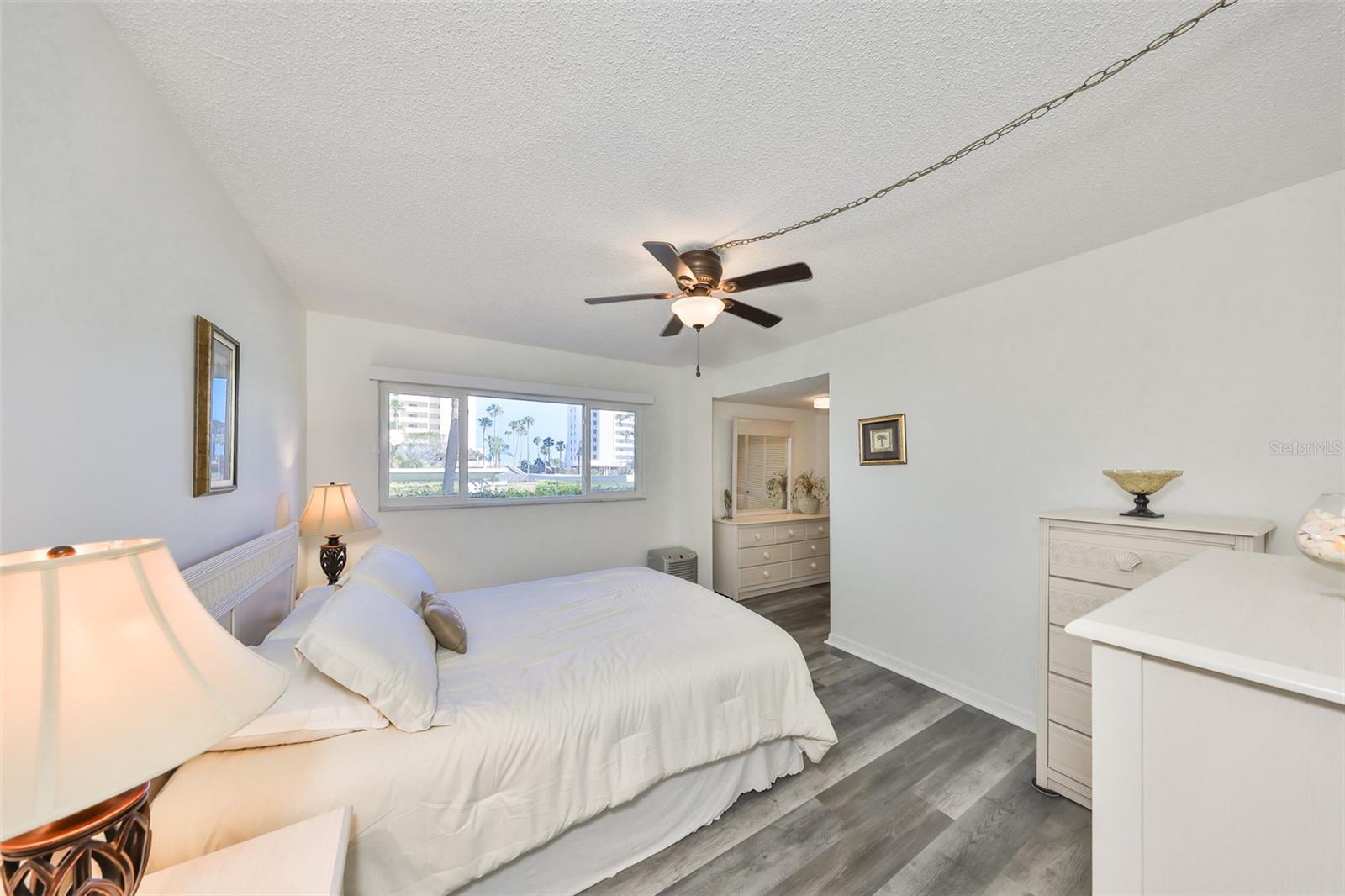 Image 16 of 28 For 1301 Gulf Boulevard 107