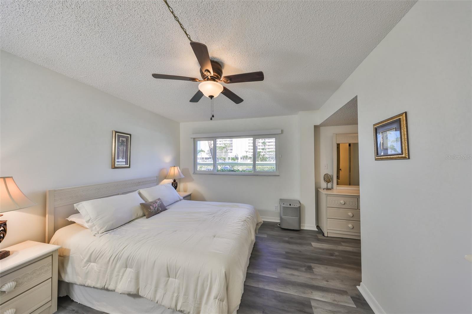Image 17 of 28 For 1301 Gulf Boulevard 107