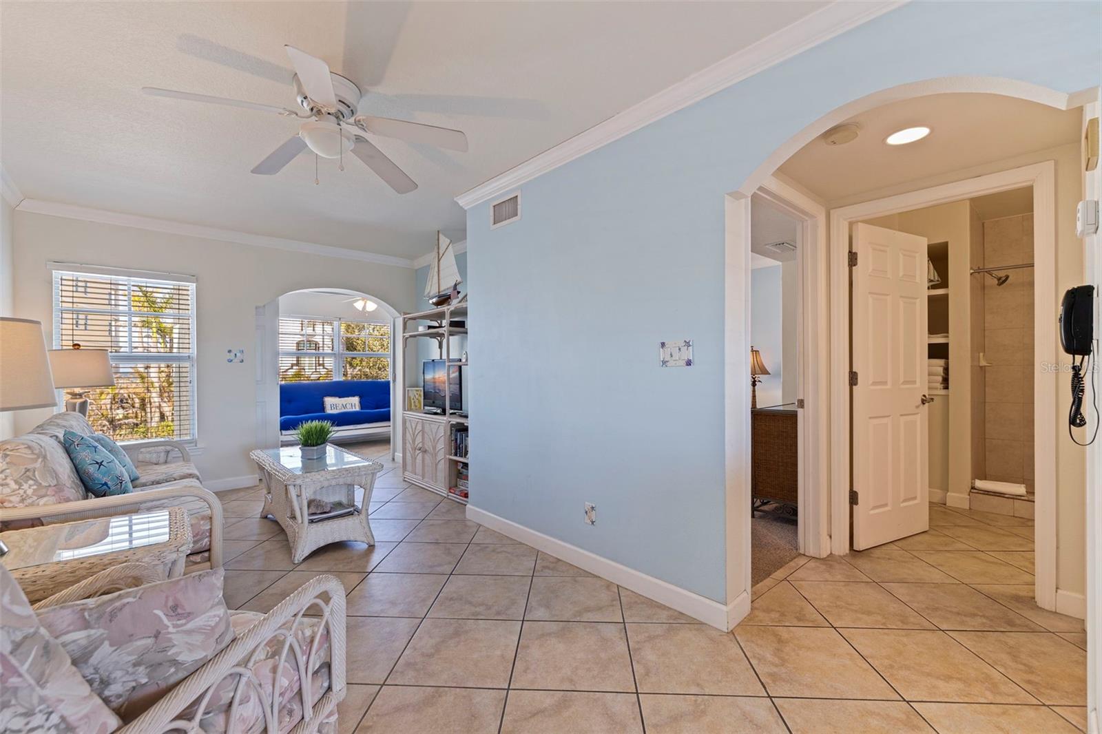 Image 11 of 37 For 19417 Gulf Boulevard E217