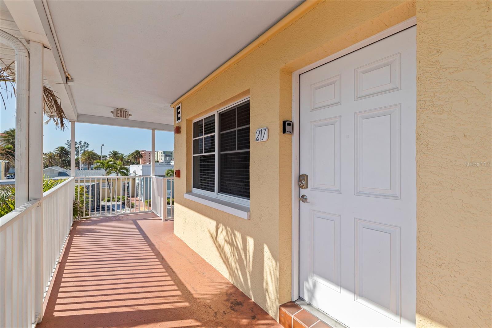Image 36 of 37 For 19417 Gulf Boulevard E217