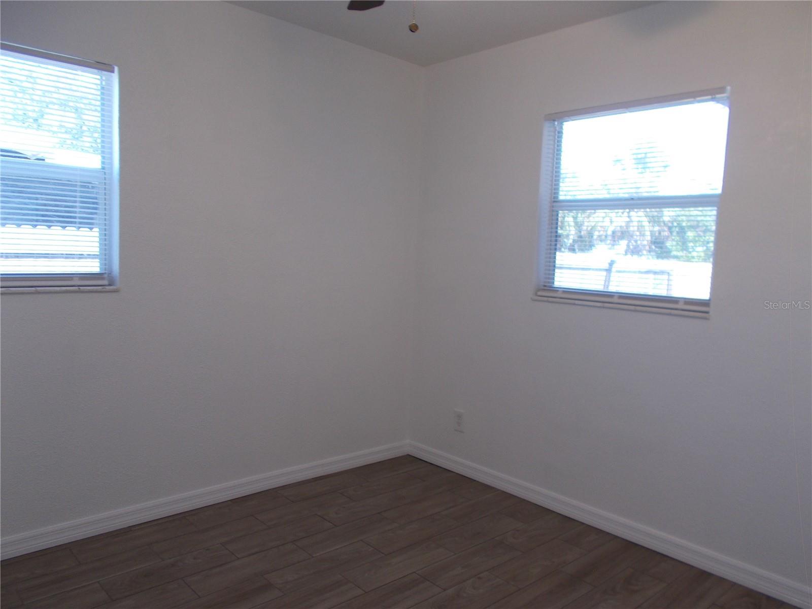 Image 14 of 23 For 433 73rd Avenue N