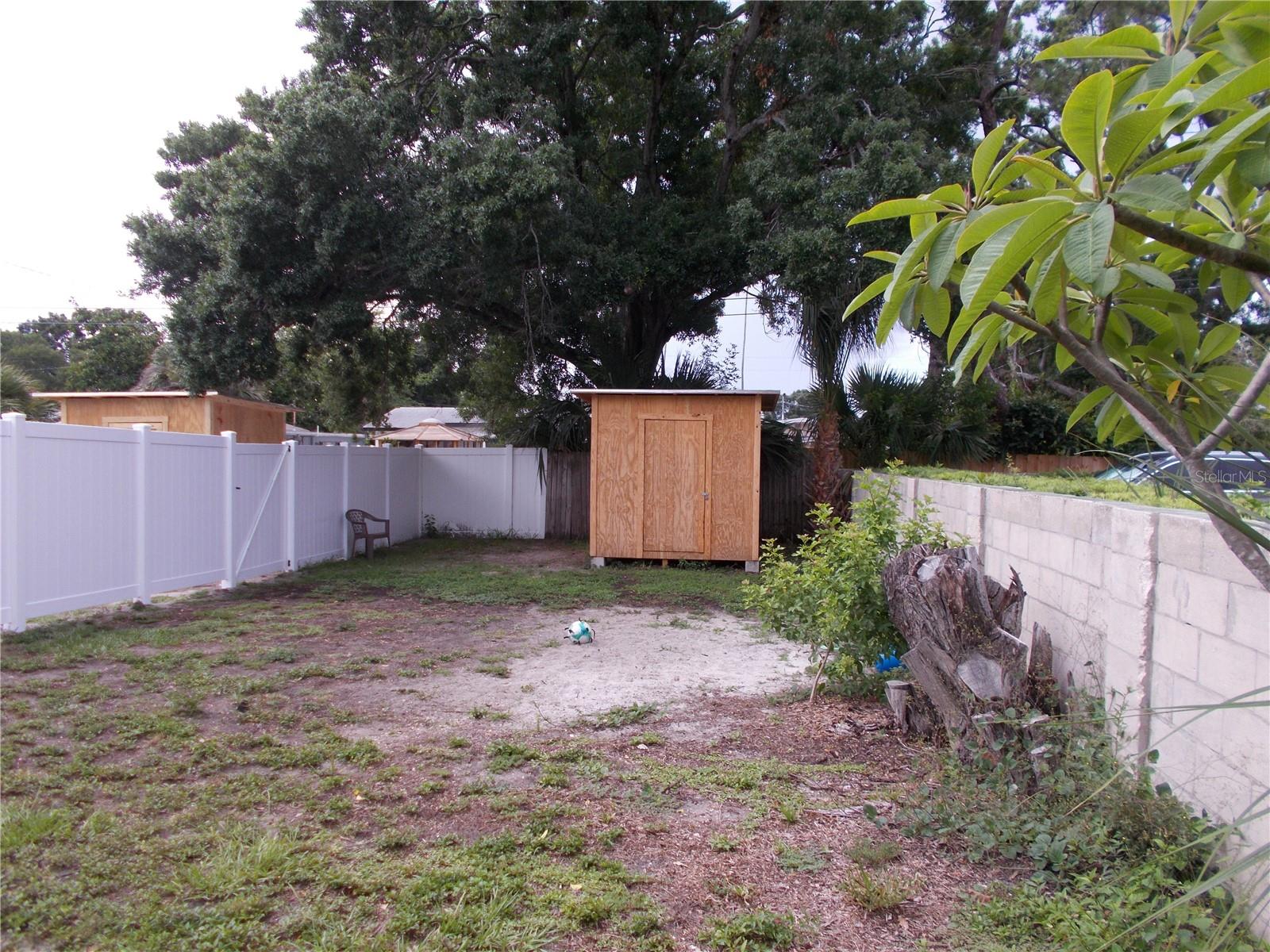 Image 26 of 27 For 433 73rd Avenue N