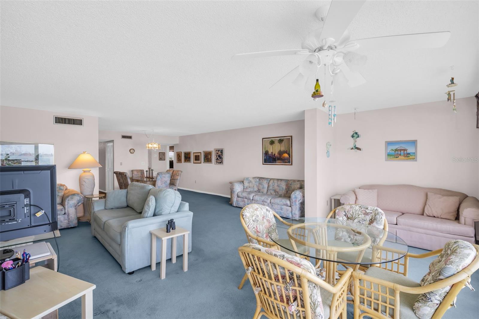Image 11 of 28 For 5980 Shore Boulevard S 403