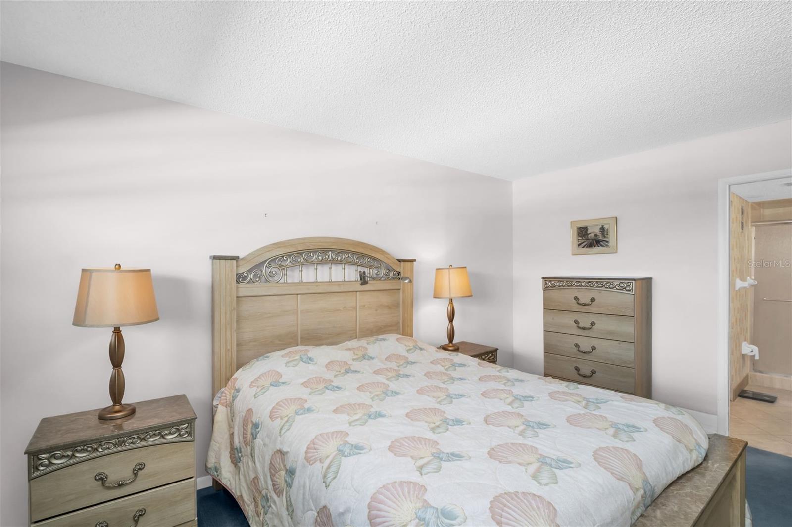 Image 18 of 28 For 5980 Shore Boulevard S 403