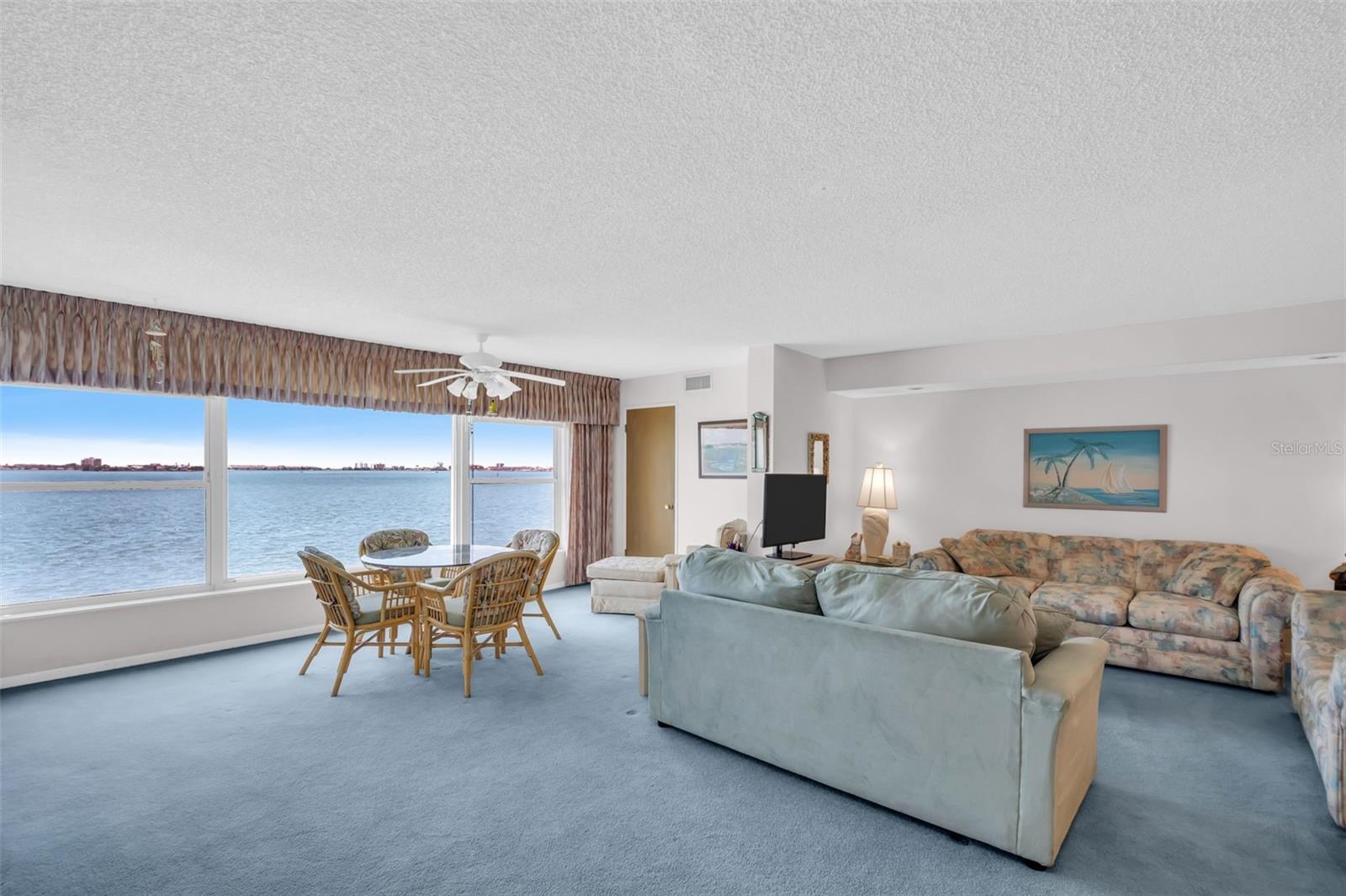 Image 3 of 28 For 5980 Shore Boulevard S 403