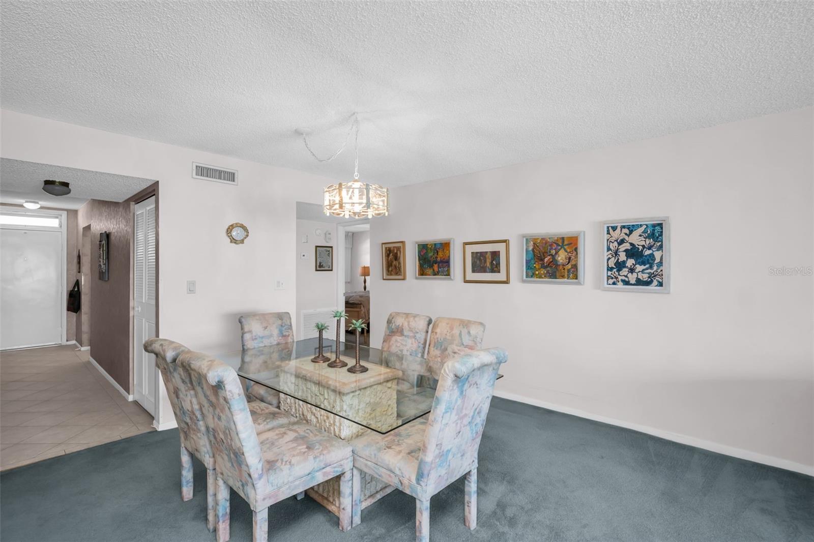 Image 4 of 28 For 5980 Shore Boulevard S 403