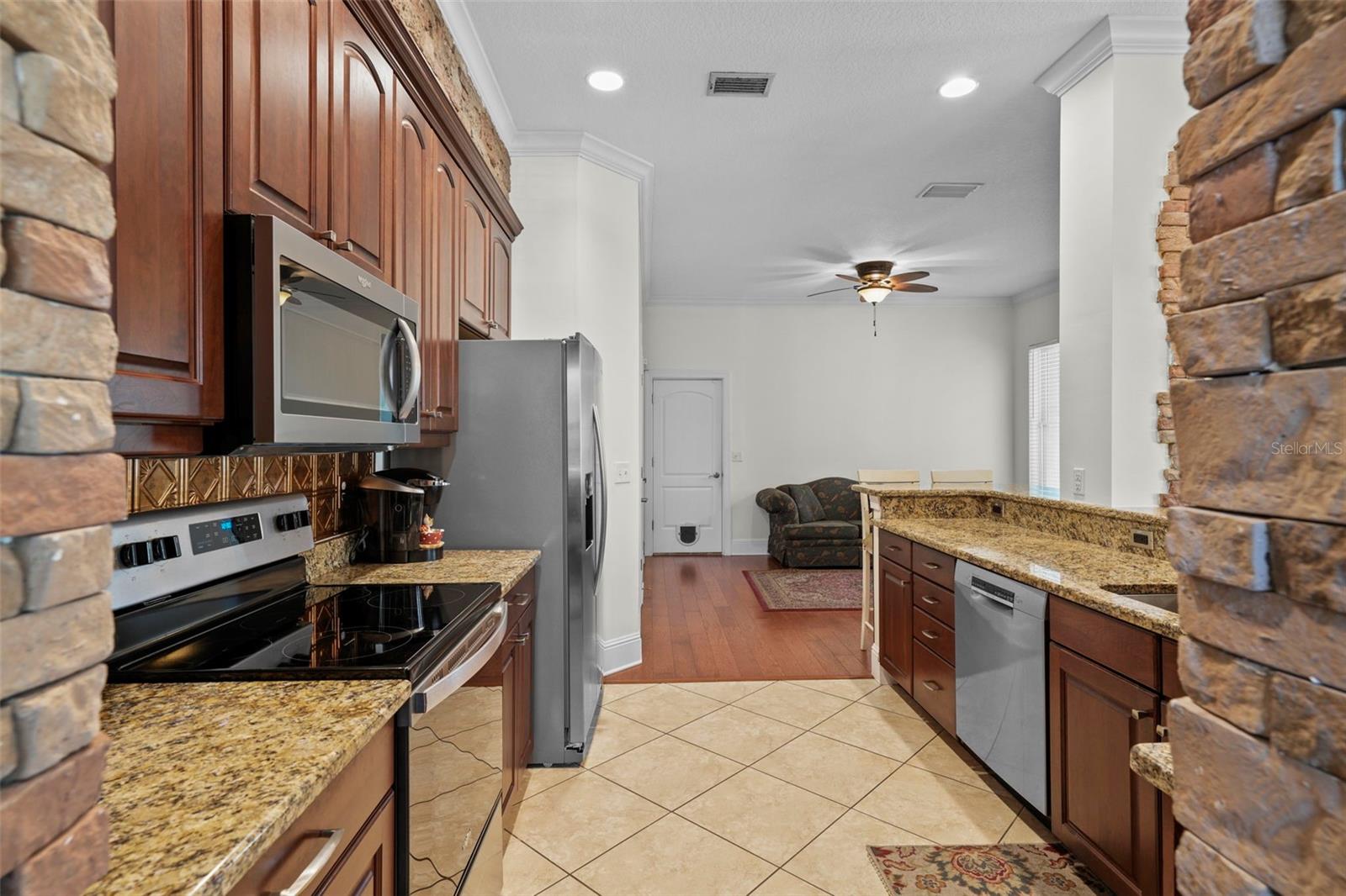 Image 9 of 29 For 6922 Duffy Lane