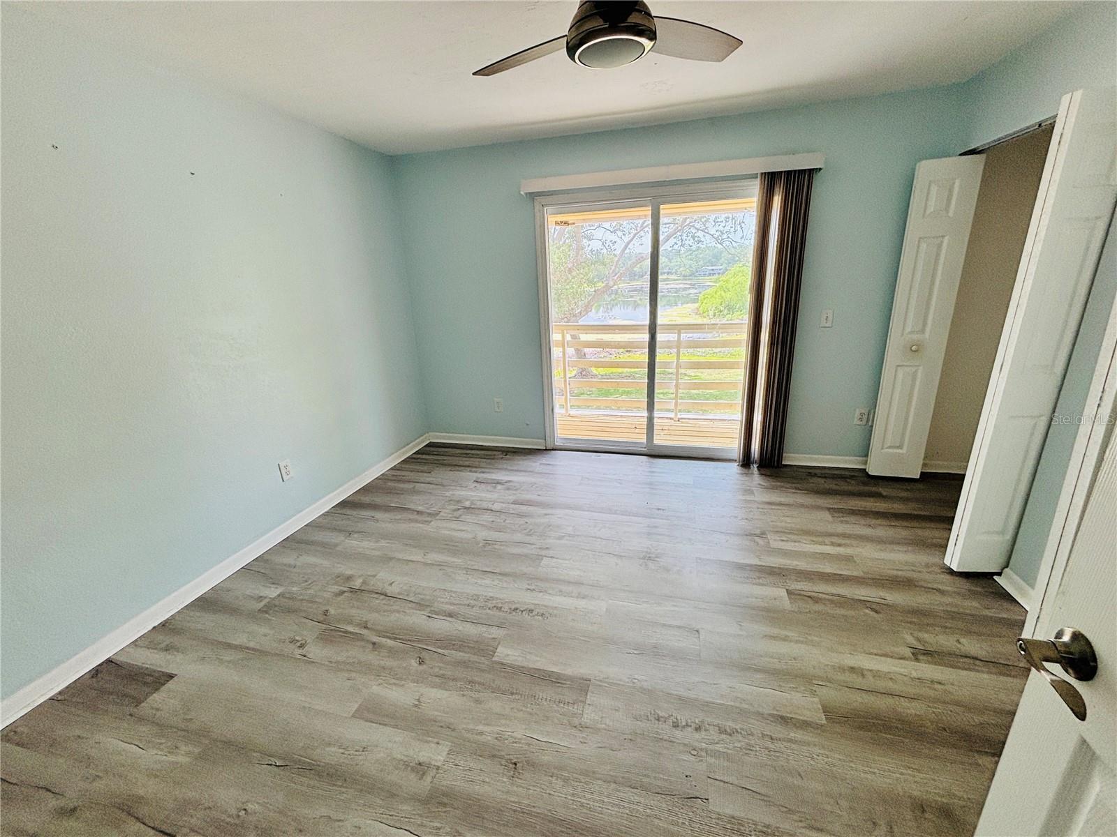 Image 11 of 25 For 22604 Watersedge Boulevard 153