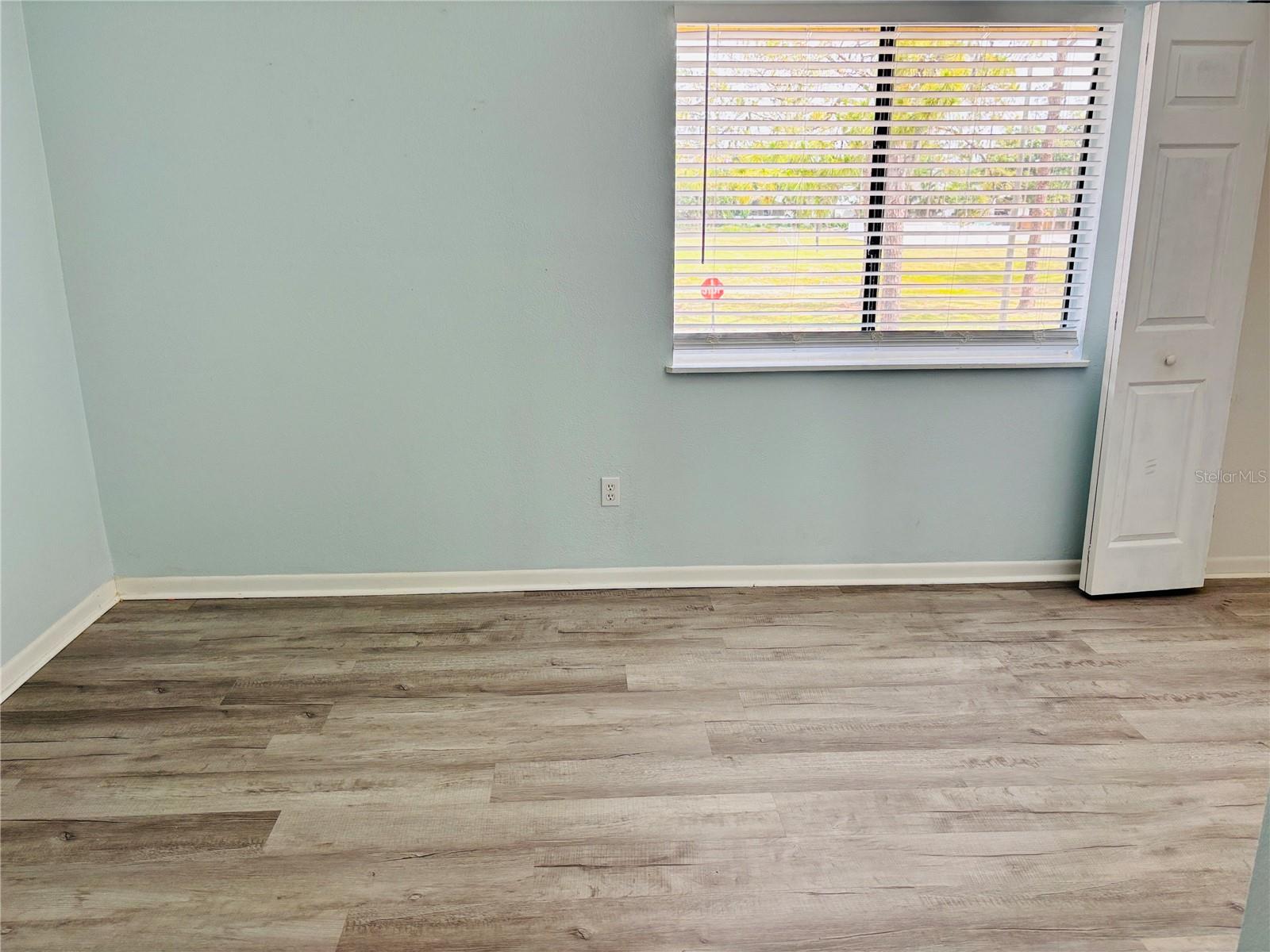 Image 15 of 25 For 22604 Watersedge Boulevard 153
