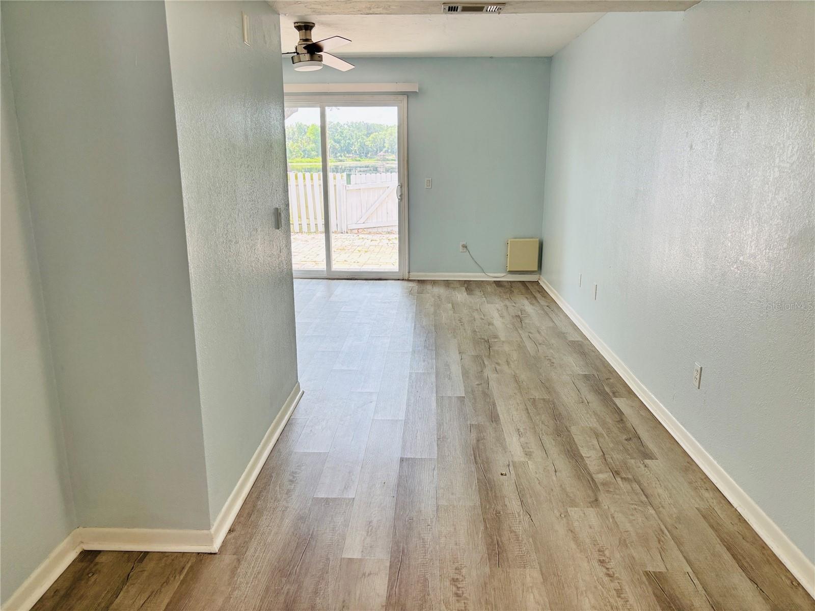 Image 6 of 25 For 22604 Watersedge Boulevard 153