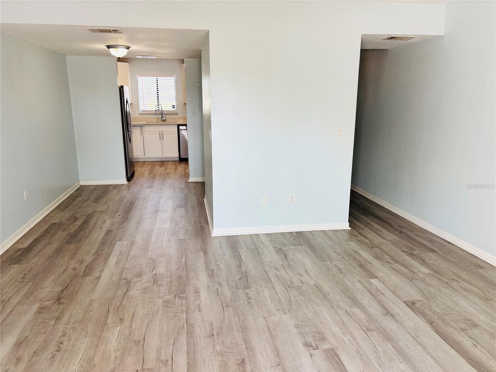 Image 7 of 25 For 22604 Watersedge Boulevard 153