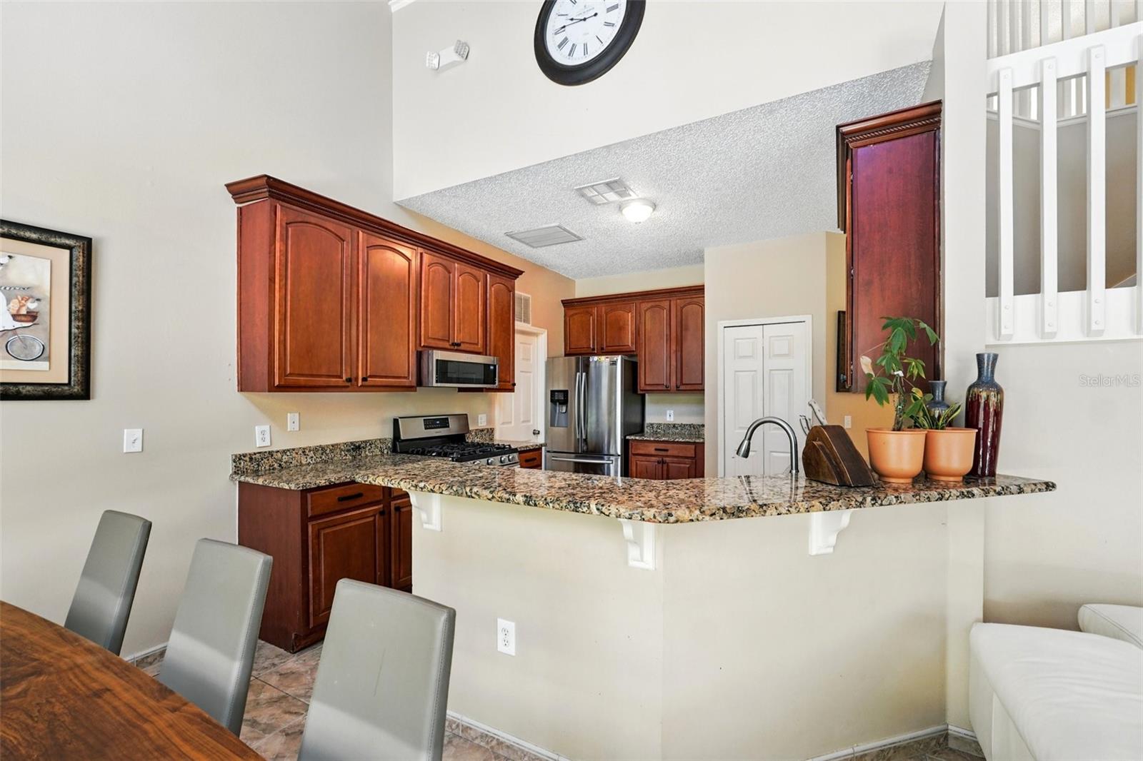 Image 12 of 45 For 2523 Jasmine Trace Drive