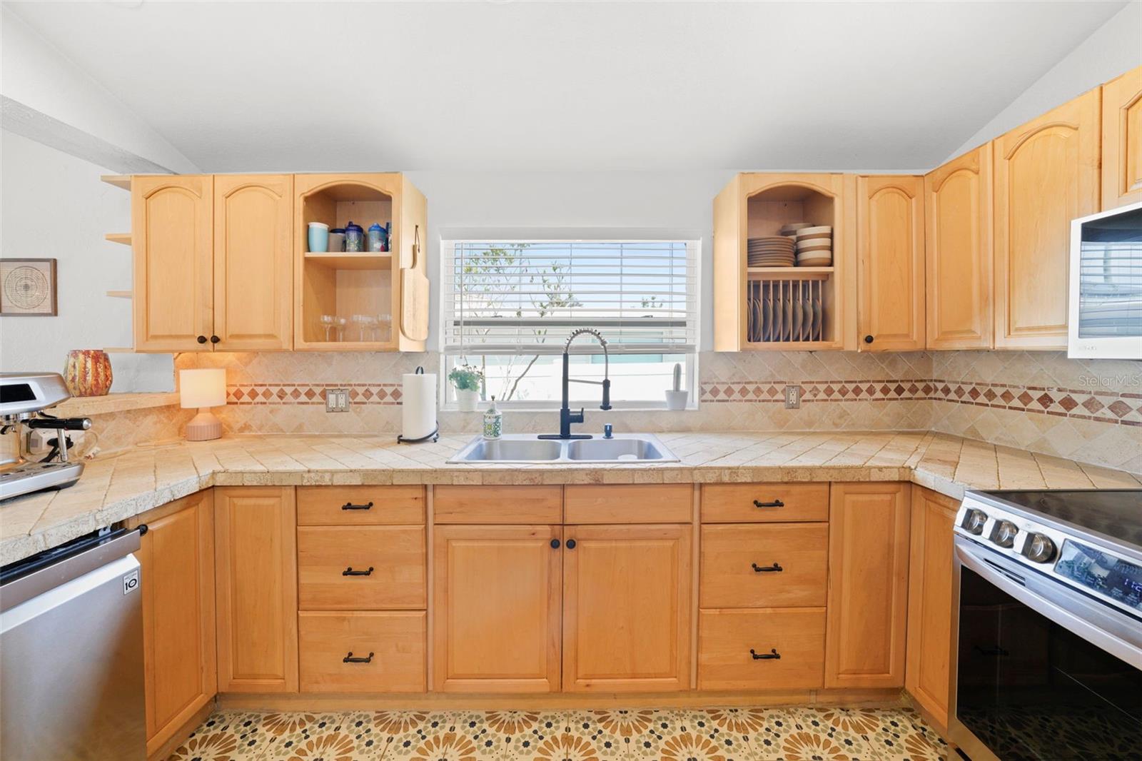 Image 14 of 53 For 6535 3rd Avenue S