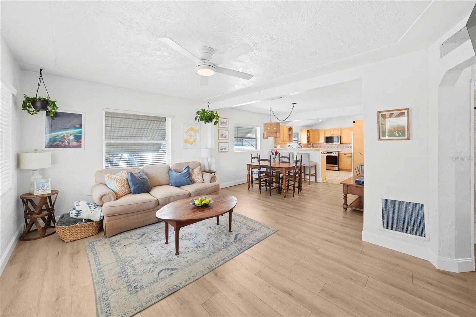 Image 5 of 53 For 6535 3rd Avenue S
