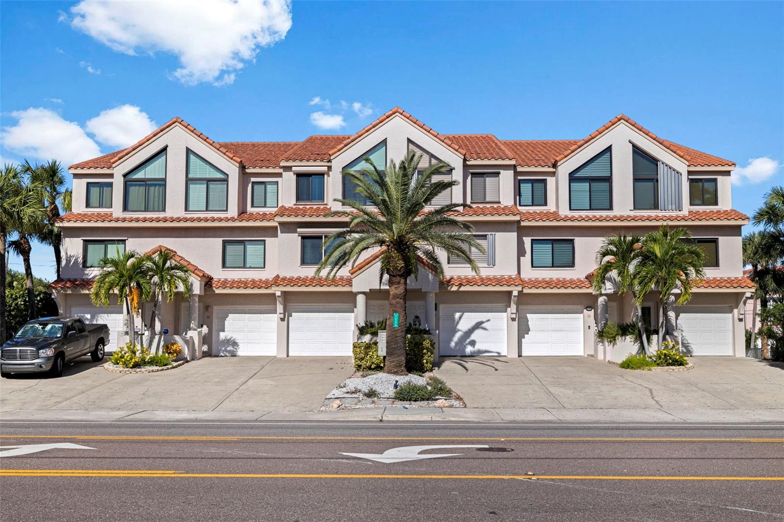 Image 2 of 59 For 1206 Gulf Boulevard C