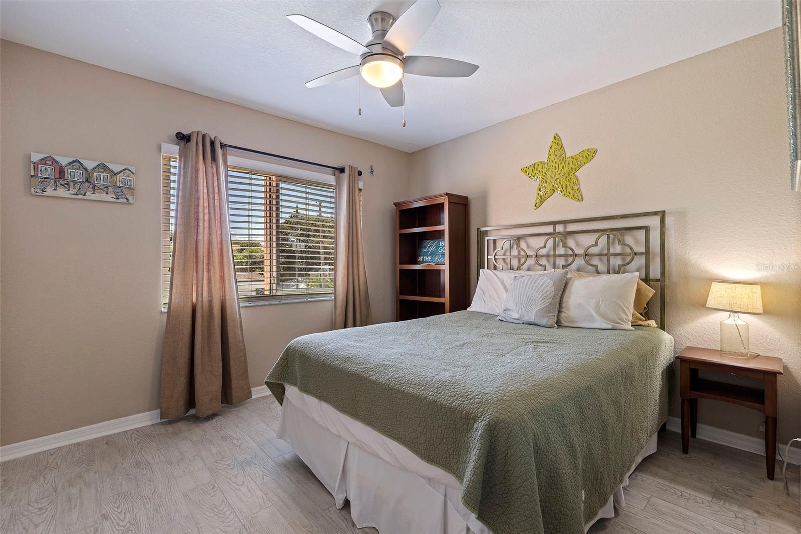 Image 27 of 59 For 1206 Gulf Boulevard C