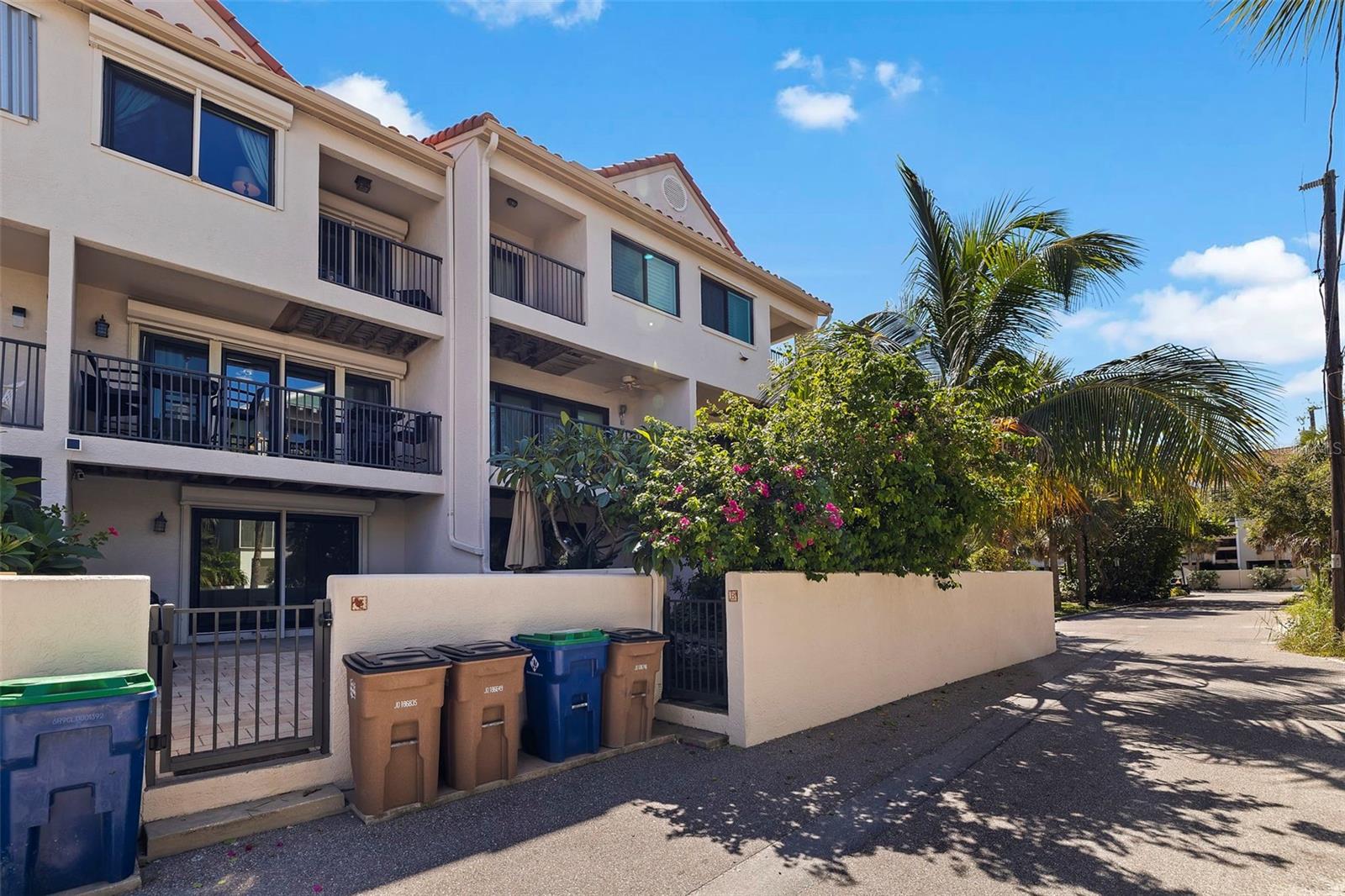 Image 46 of 59 For 1206 Gulf Boulevard C