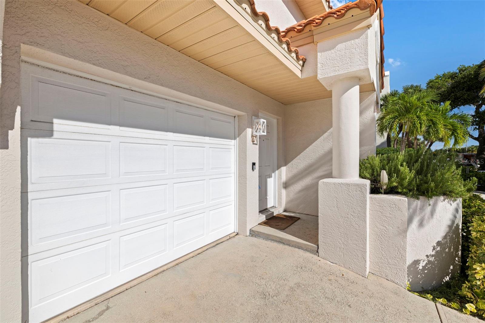 Image 5 of 59 For 1206 Gulf Boulevard C