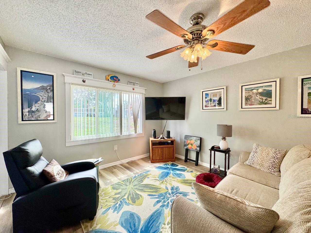 Image 12 of 26 For 1383 Mission Hills Boulevard 1383