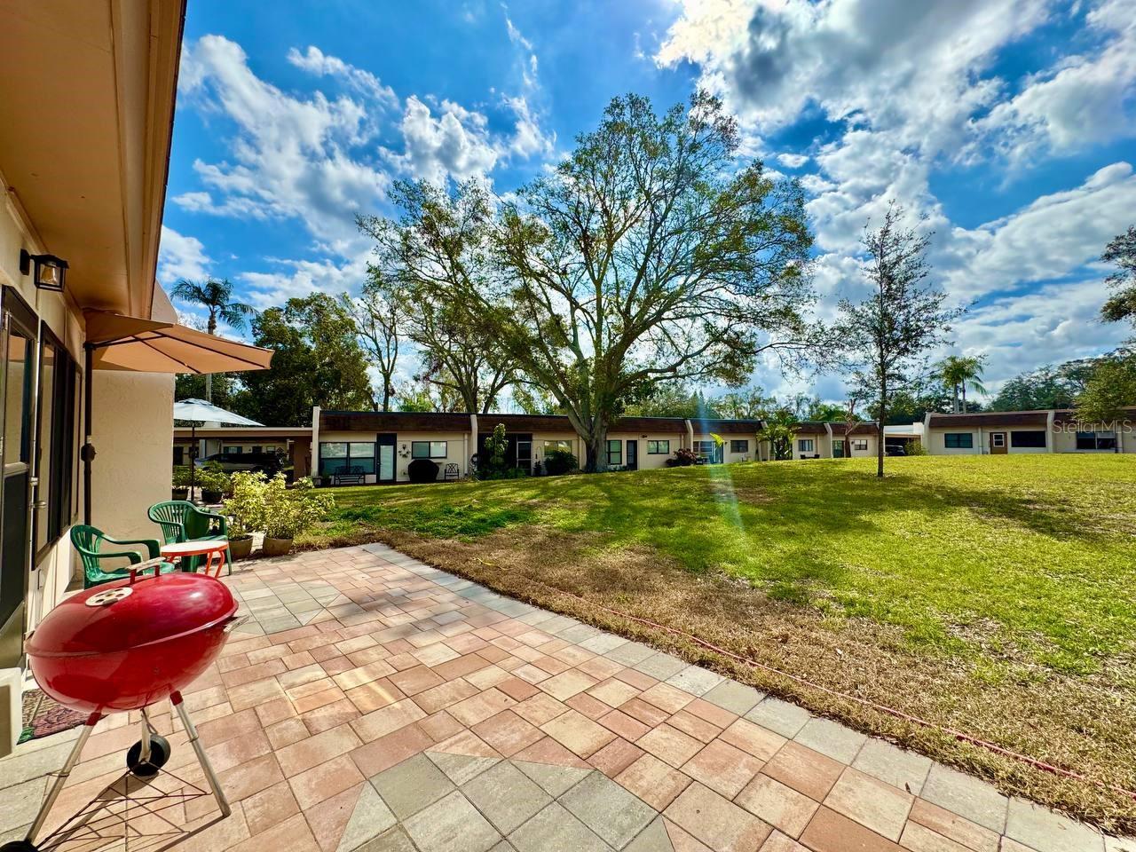 Image 21 of 26 For 1383 Mission Hills Boulevard 1383