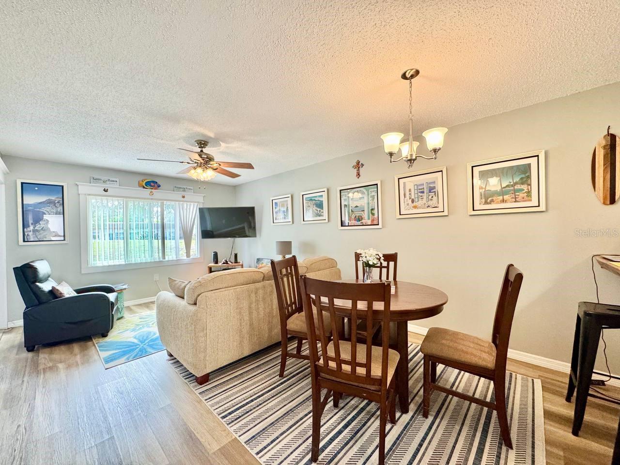 Image 9 of 26 For 1383 Mission Hills Boulevard 1383