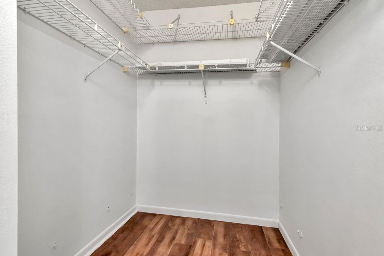 Image 19 of 65 For 1400 Pine Glen Lane B2