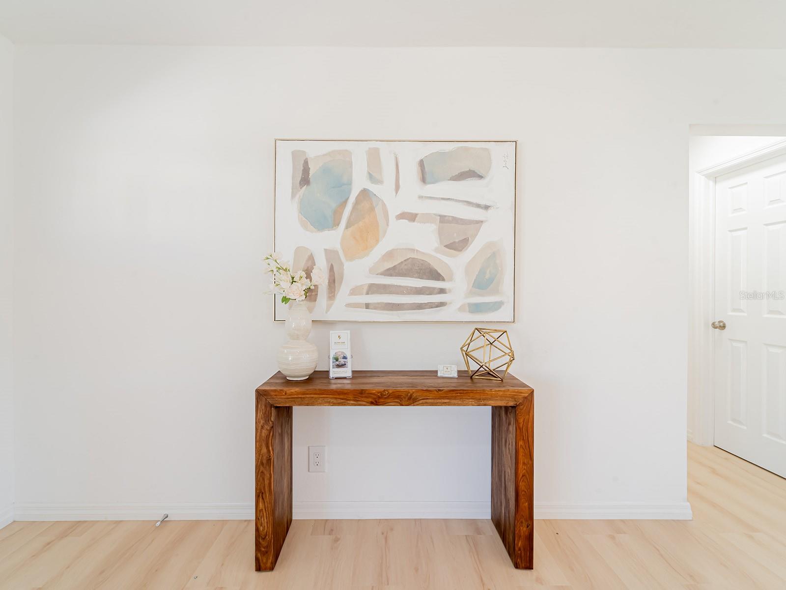 Image 12 of 37 For 352 79th Avenue Ne