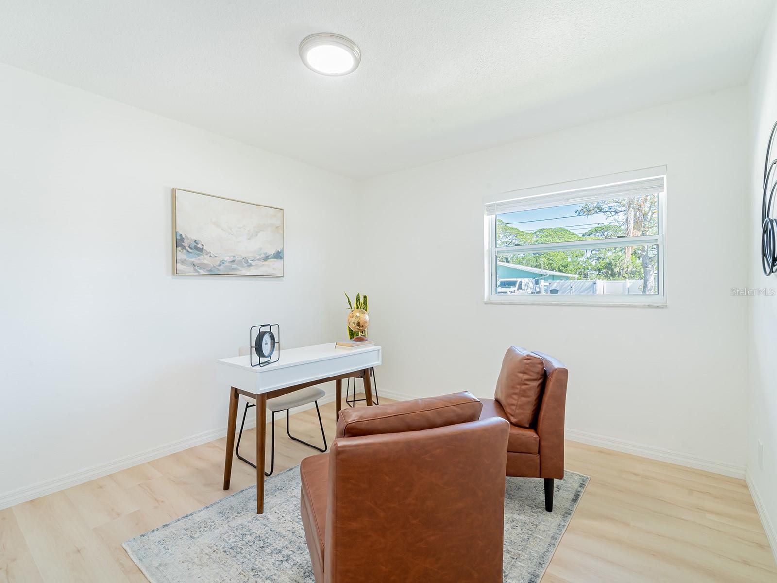 Image 26 of 37 For 352 79th Avenue Ne