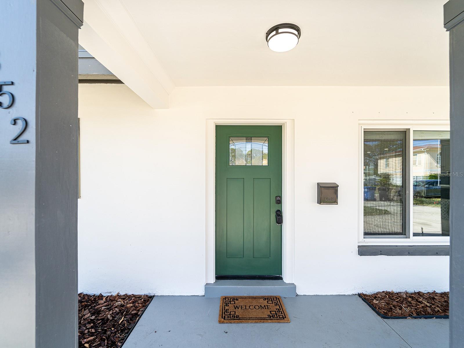 Image 6 of 37 For 352 79th Avenue Ne