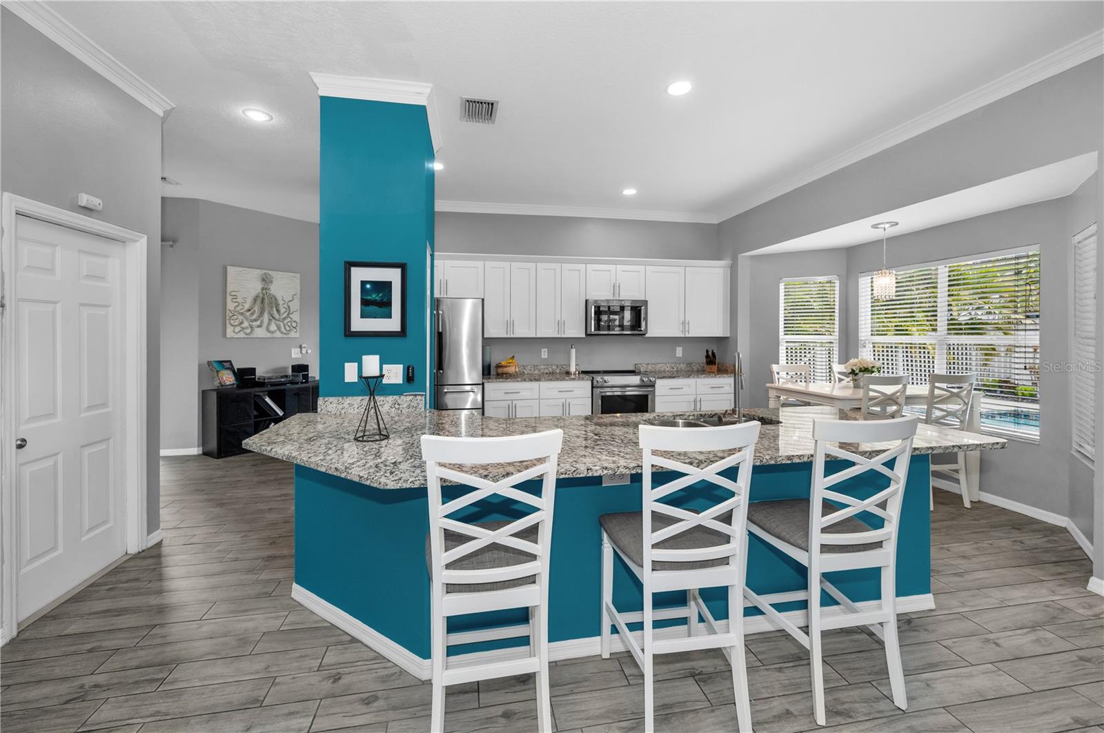 Image 10 of 40 For 5807 Cay Cove Court