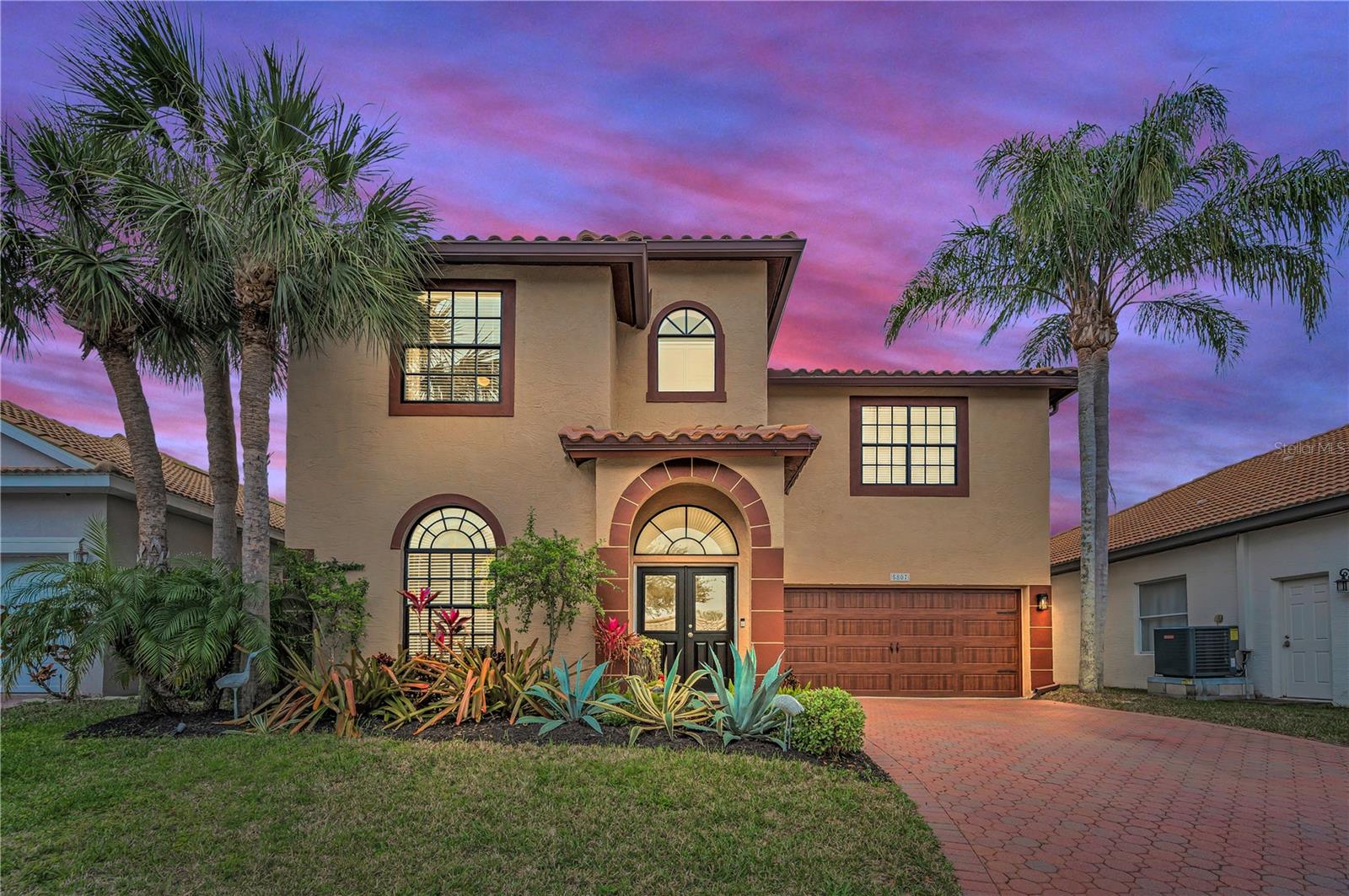 Image 2 of 40 For 5807 Cay Cove Court