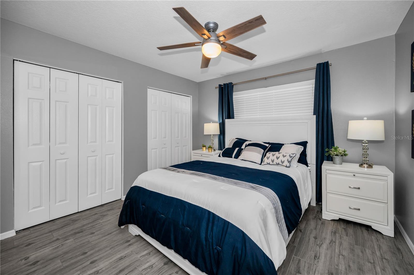 Image 25 of 40 For 5807 Cay Cove Court