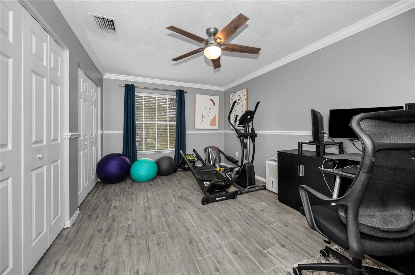 Image 28 of 40 For 5807 Cay Cove Court