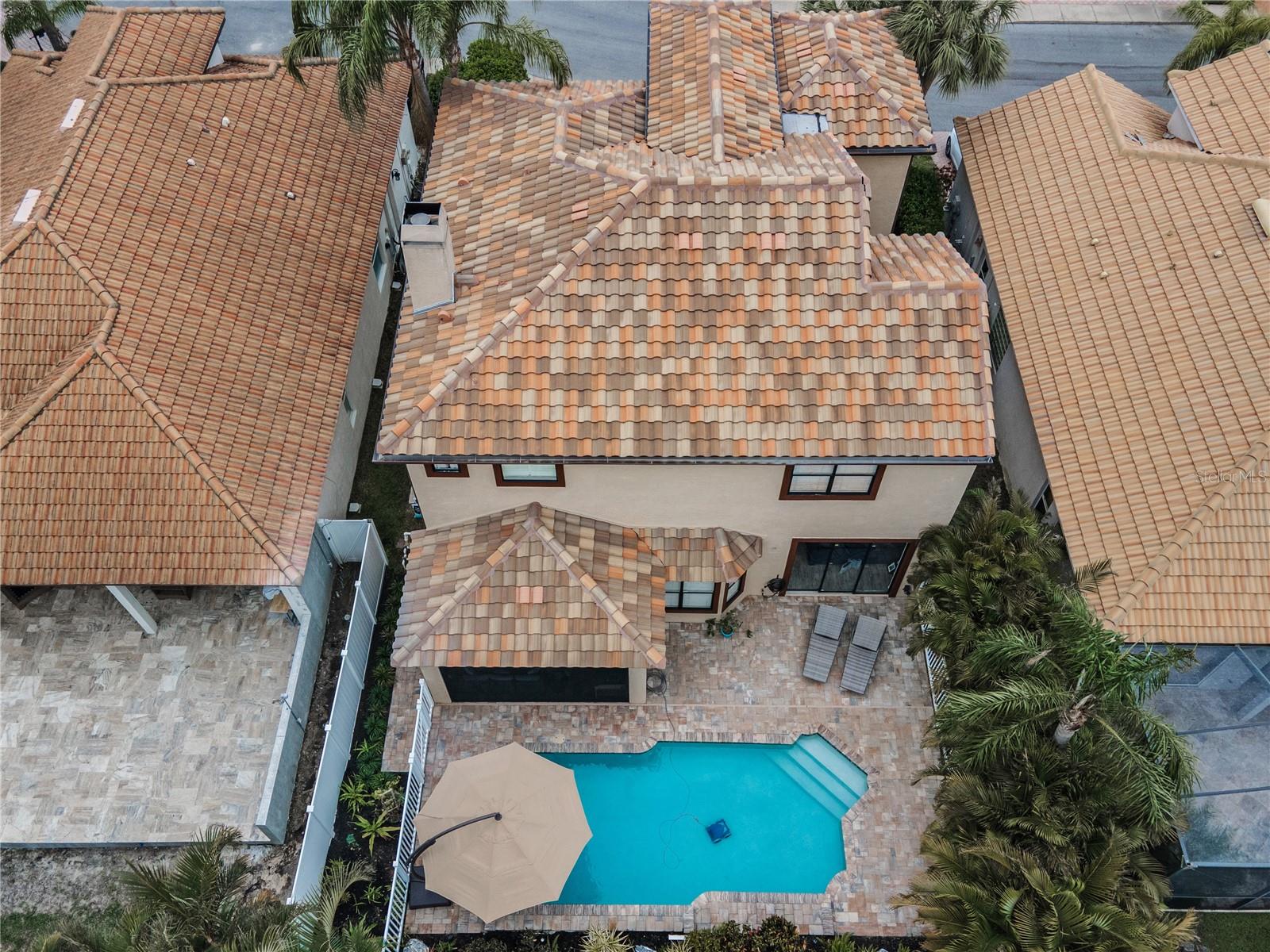 Image 33 of 40 For 5807 Cay Cove Court