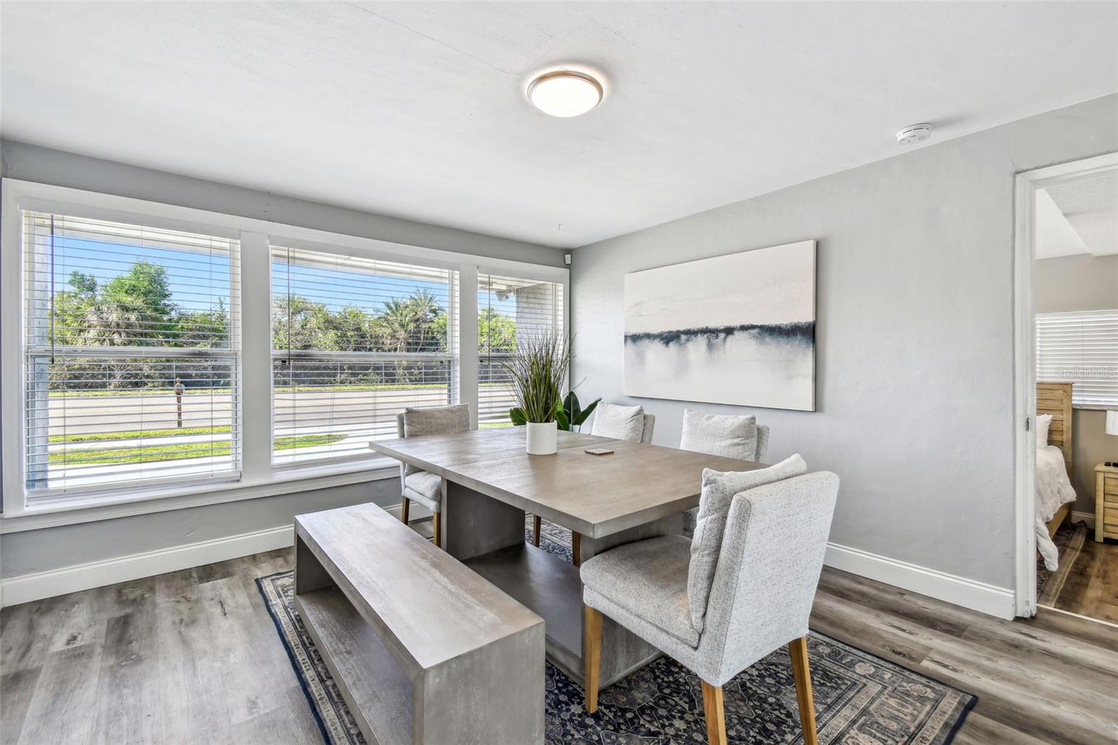 Image 18 of 57 For 6207 Gulfport Boulevard S