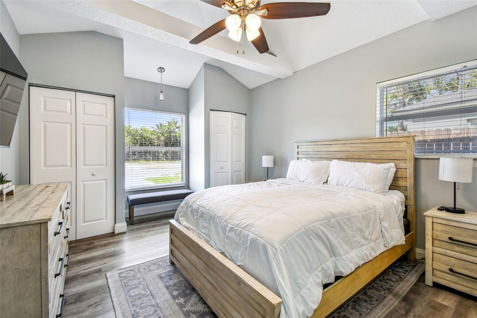 Image 22 of 57 For 6207 Gulfport Boulevard S