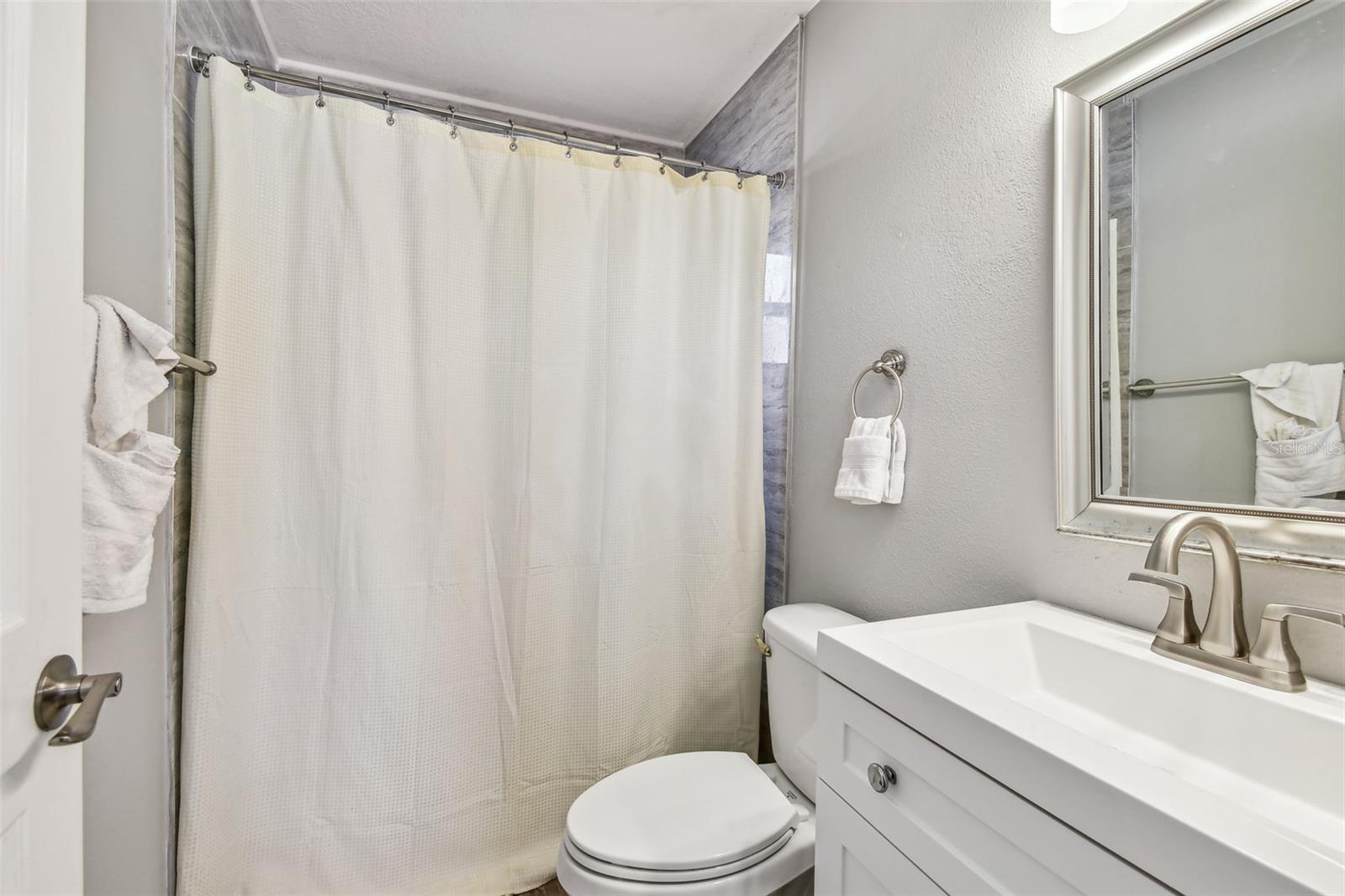 Image 25 of 57 For 6207 Gulfport Boulevard S