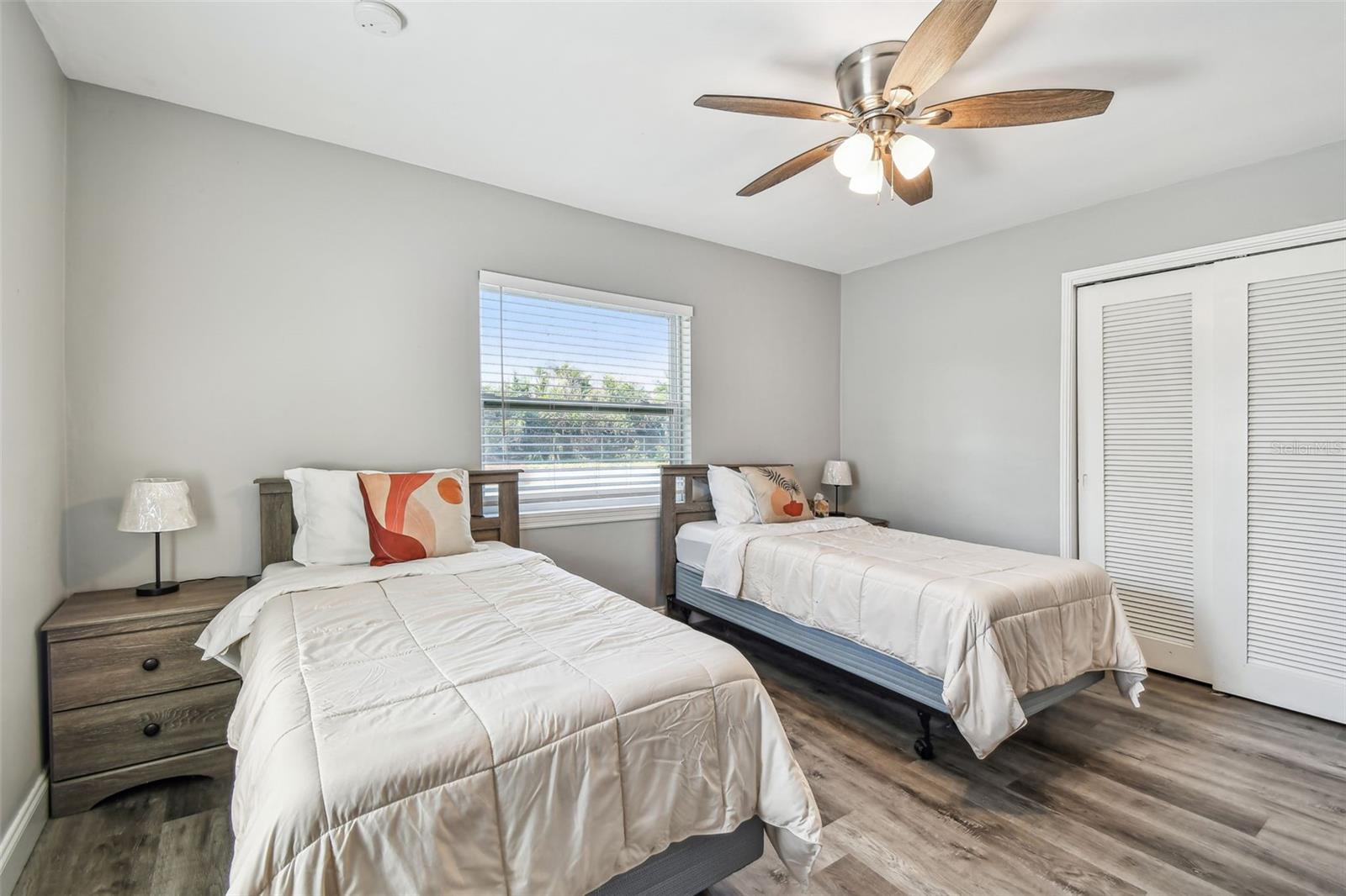 Image 29 of 57 For 6207 Gulfport Boulevard S