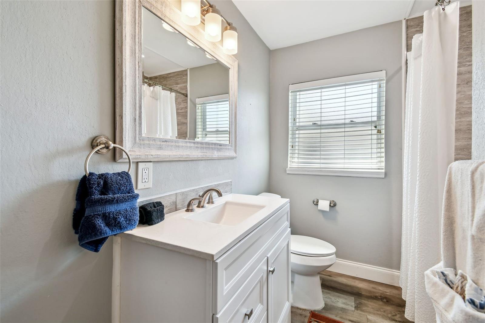 Image 31 of 57 For 6207 Gulfport Boulevard S