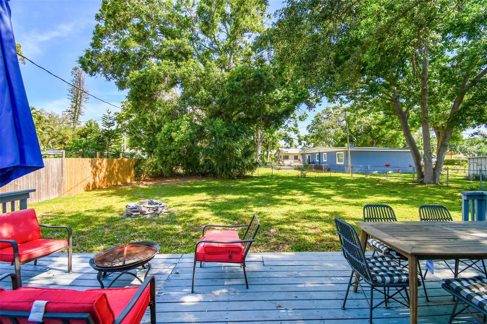 Image 37 of 57 For 6207 Gulfport Boulevard S