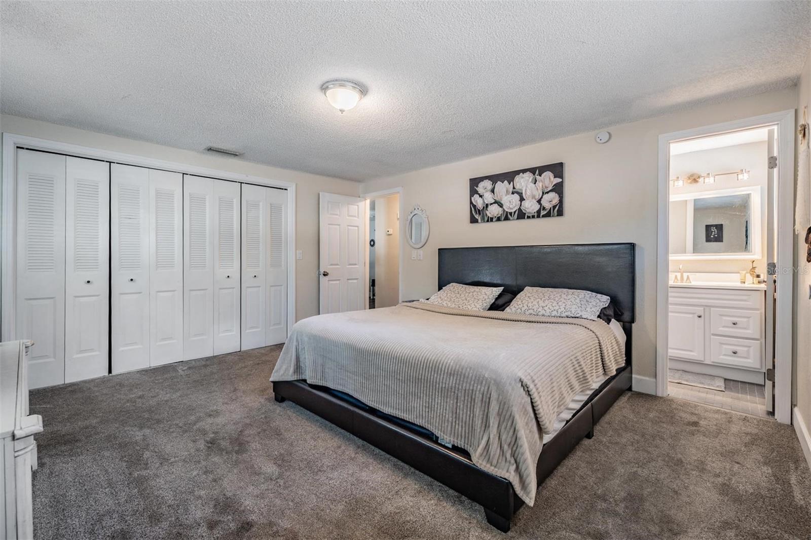 Image 20 of 40 For 6333 Aberdeen Avenue