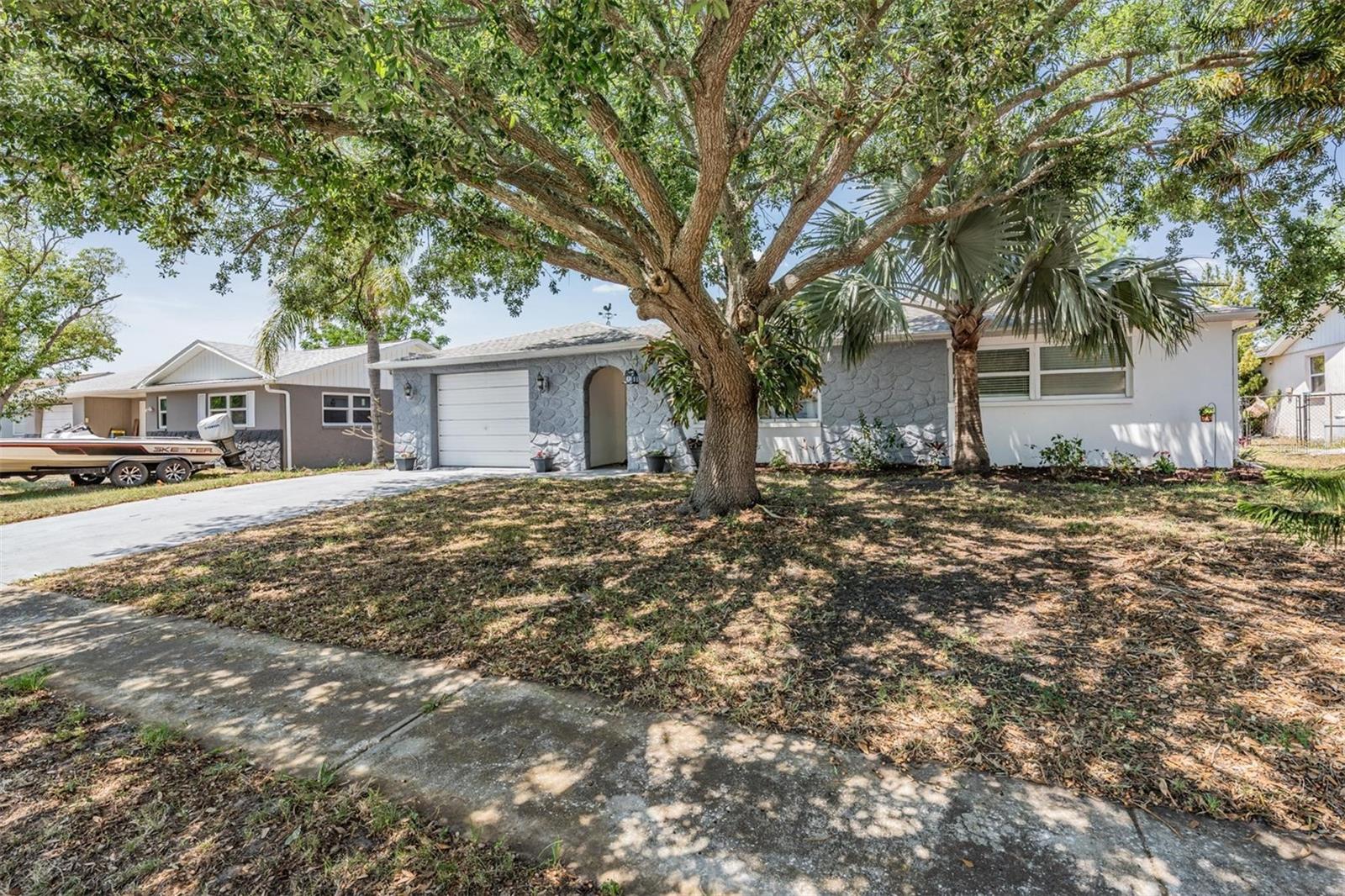 Image 37 of 40 For 6333 Aberdeen Avenue