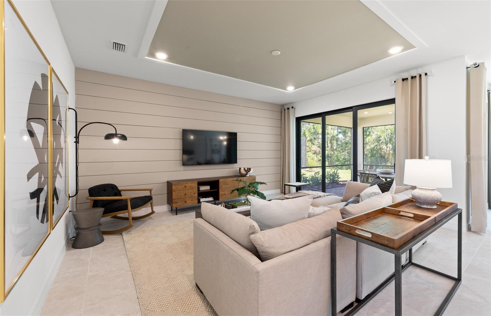 Image 14 of 29 For 2535 Charter Oak Drive