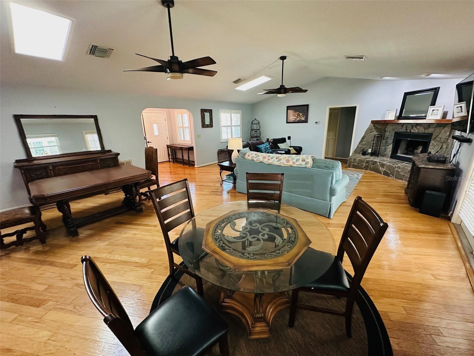 Image 24 of 50 For 2860 58th Circle S