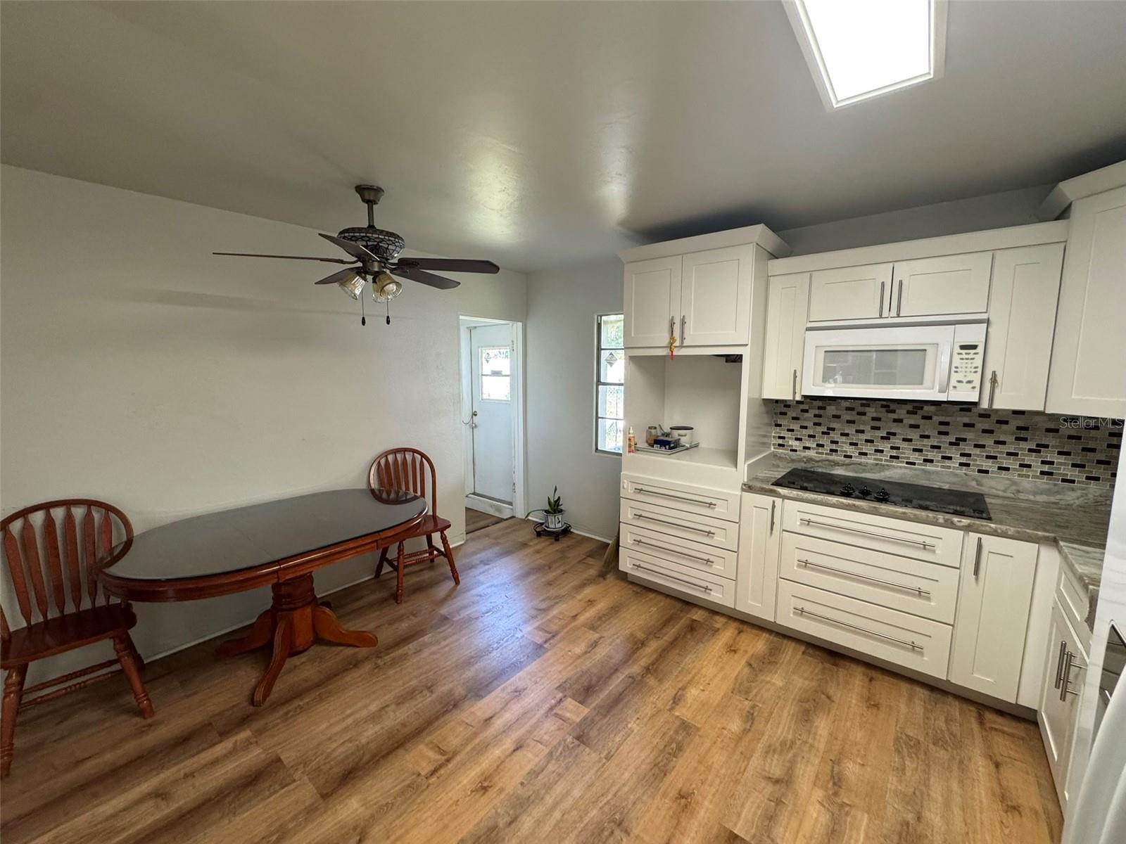 Image 15 of 28 For 6047 67th Avenue N