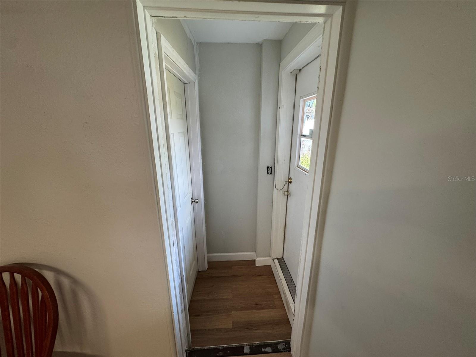 Image 18 of 28 For 6047 67th Avenue N