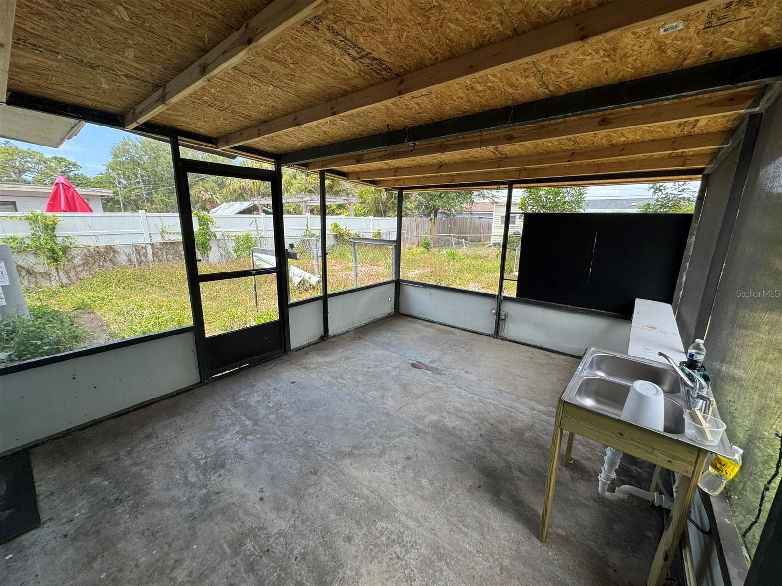 Image 20 of 28 For 6047 67th Avenue N