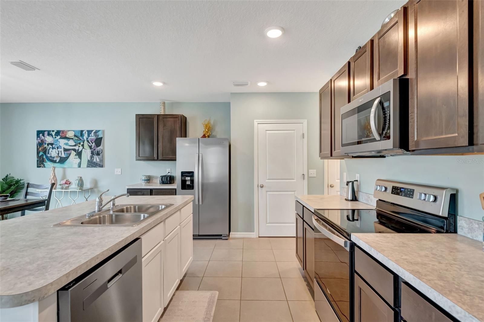 Image 13 of 40 For 6648 Seaway Drive