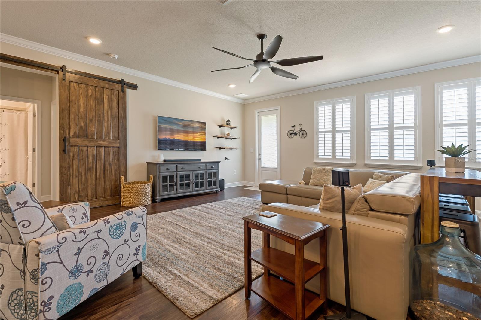 Image 4 of 50 For 597 Ozona Village Drive